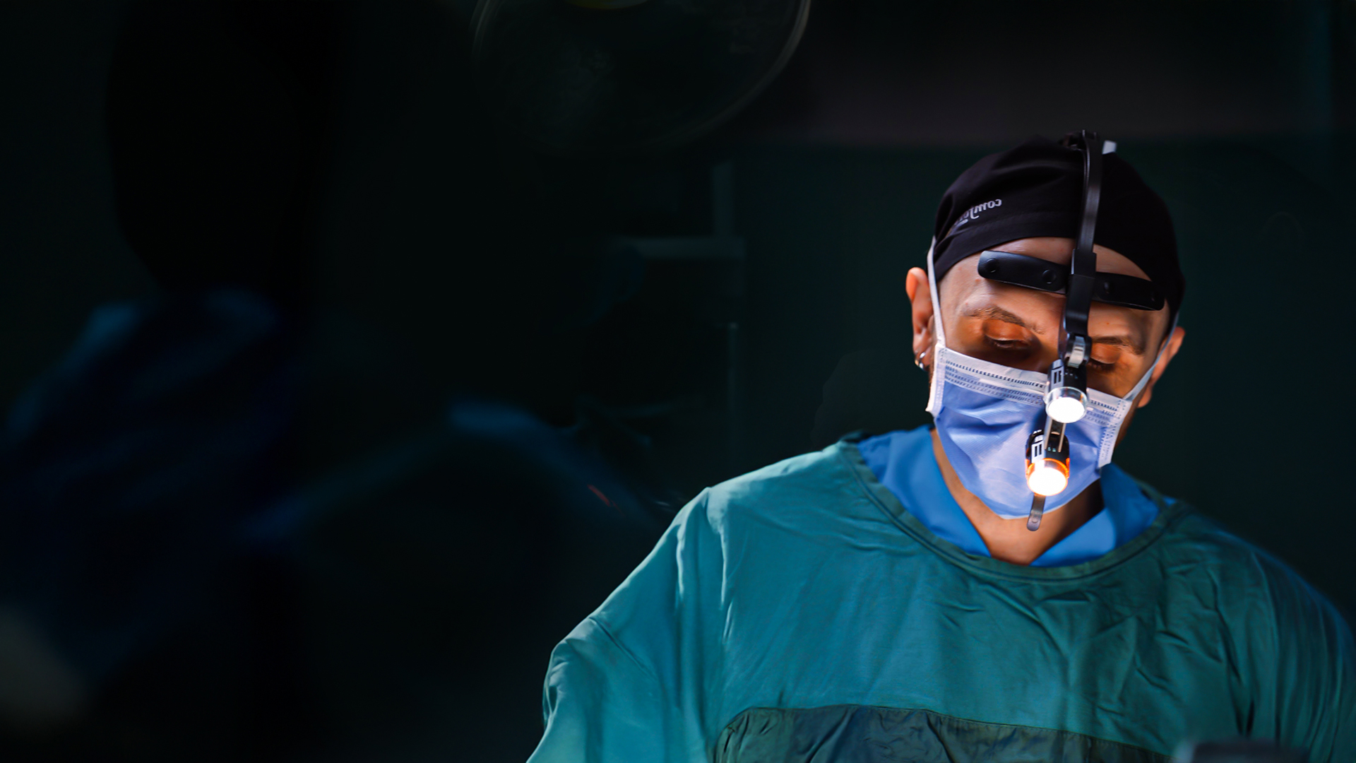 Op. Dr. Mecd Atıf Cezairlioğlu